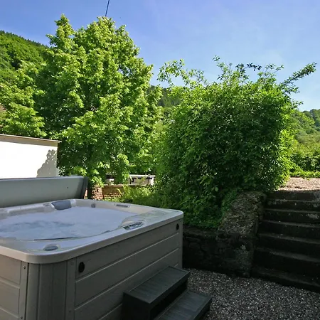 Alte Pfarrhaus * Malberg