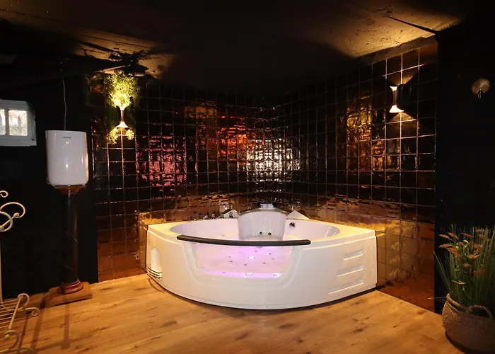 Alte Pfarrhaus Nyaraló *